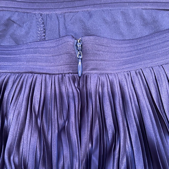Banana Republic SZ 8 Navy Tiered Pleated Mini Skirt! - Picture 6 of 11